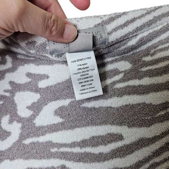 Barefoot Dreams CozyChic Ultra Lite Animal Print Poncho Pull Over Soft Plush OS - Picture 3 of 9